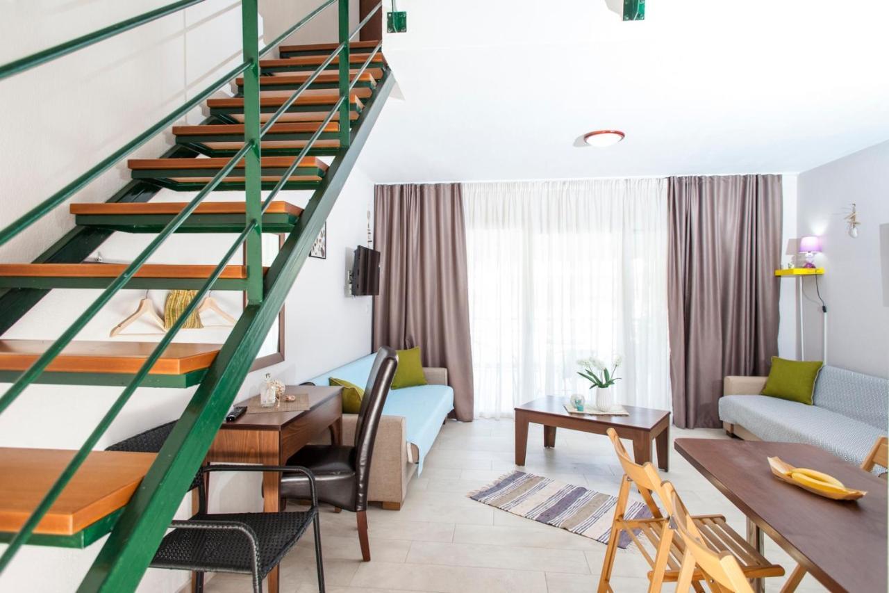 Erosaria Suites Nikiti  Zewnętrze zdjęcie