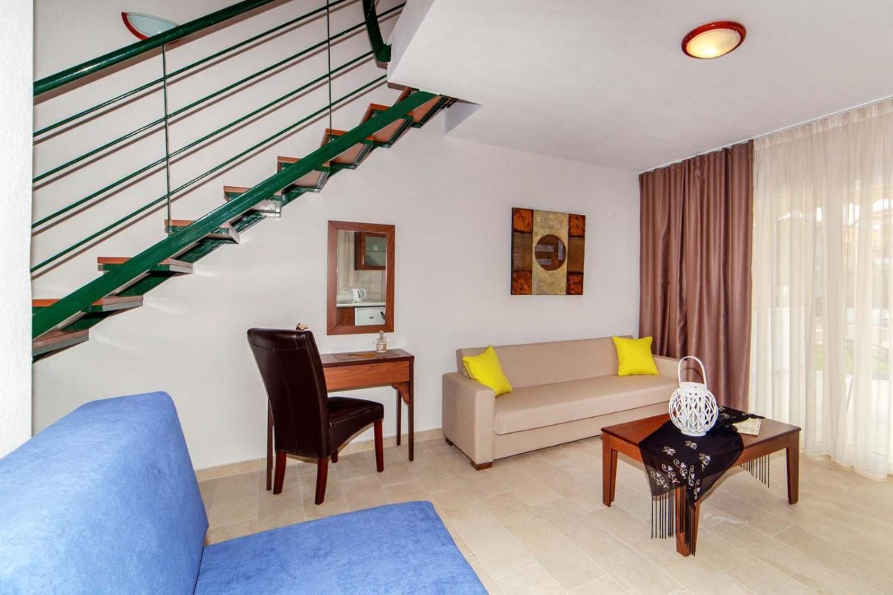 Erosaria Suites Nikiti  Zewnętrze zdjęcie